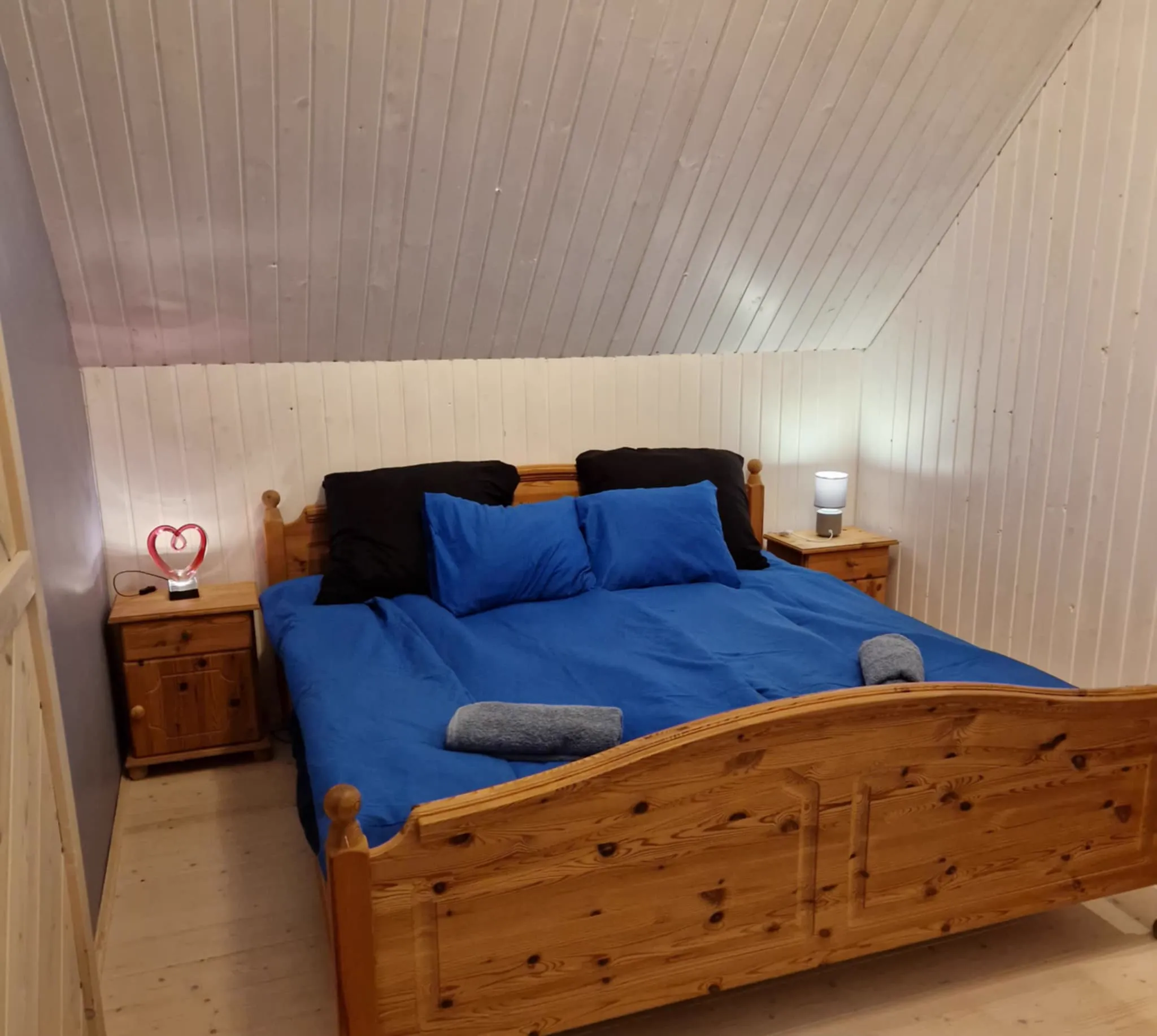 Sypialnia w drugim domku